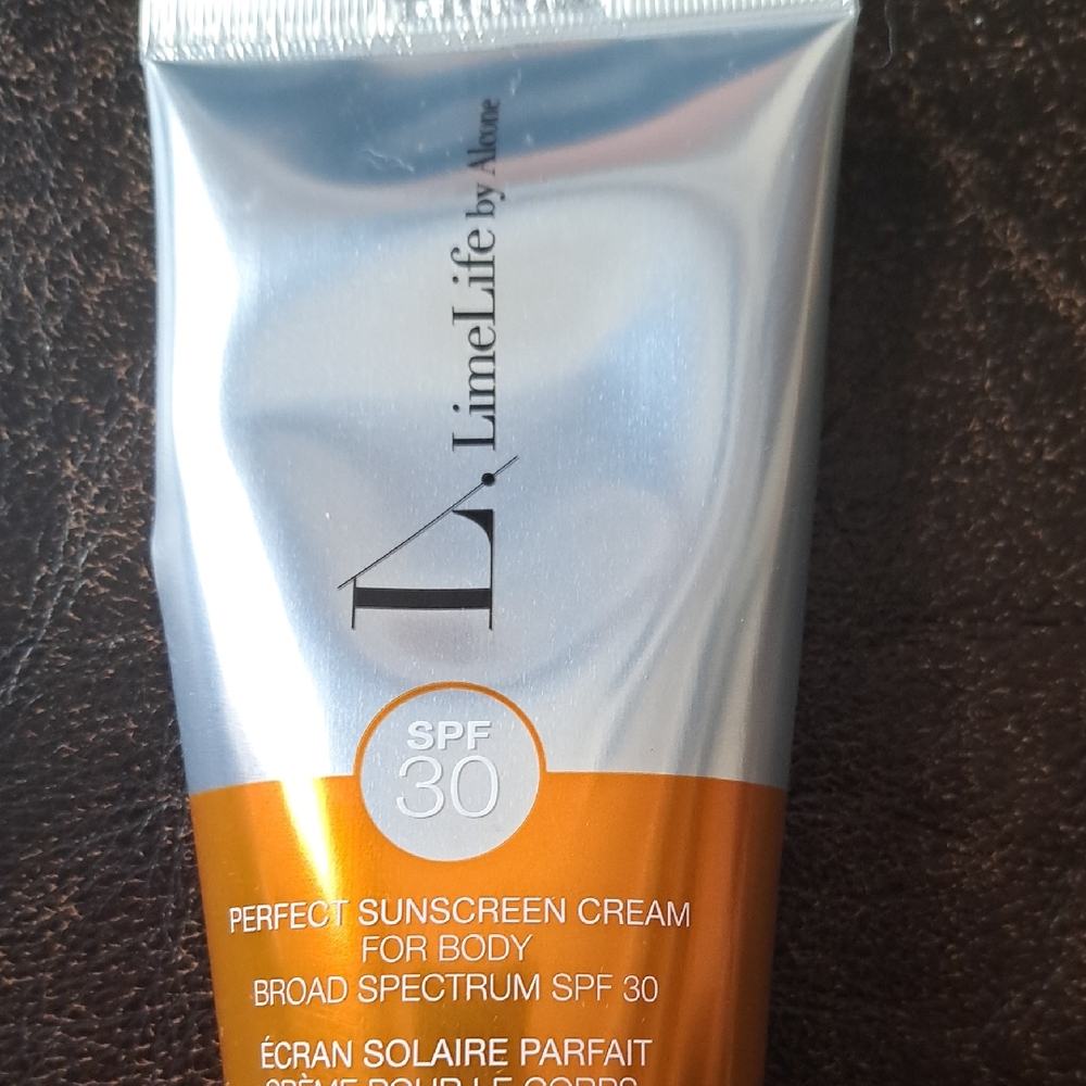 Perfect Sunscreen Cream SPF 30 - Silver and Orange